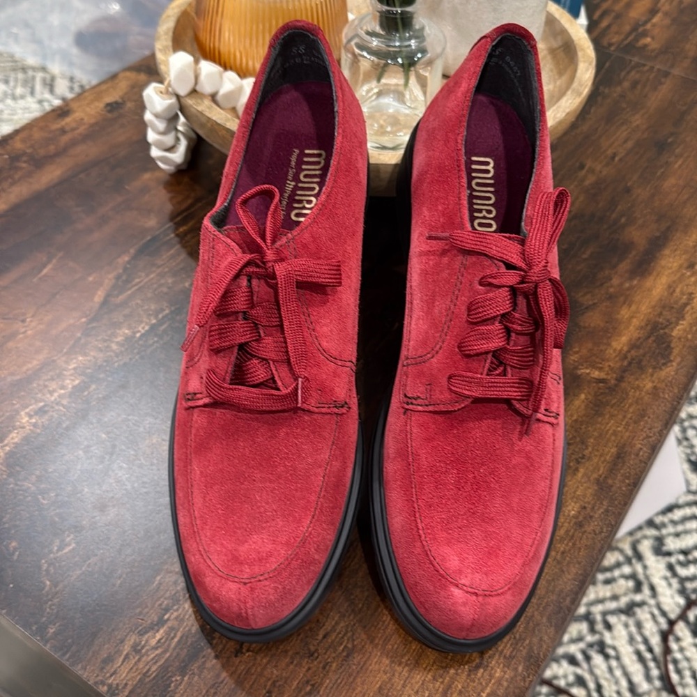 Munro Red Loafers